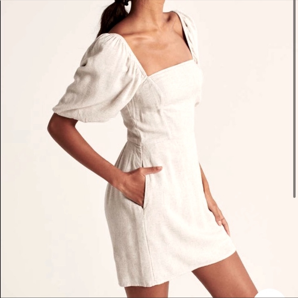 Abercrombie & Fitch Cream Puff Sleeve Dress